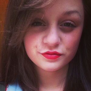 Meet your Posher, Abigail