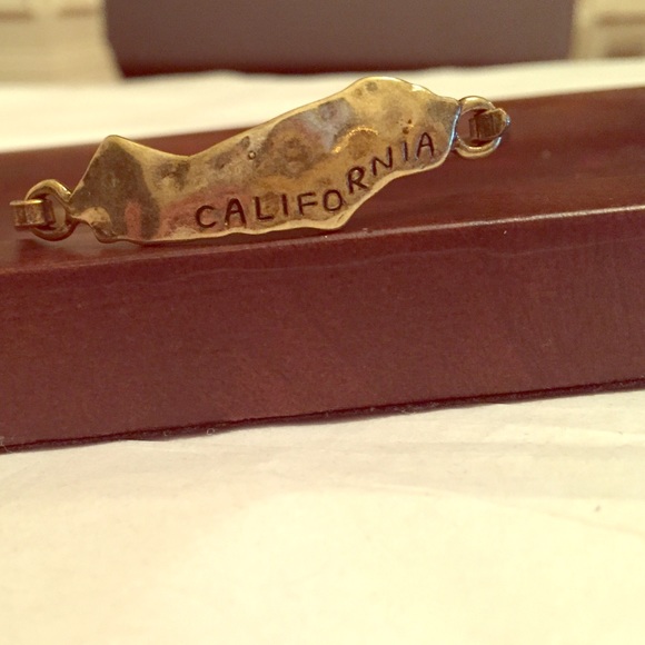 Gold Hammered California State Bracelet