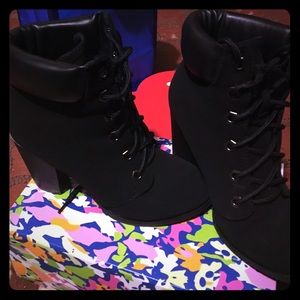 Ankle boots