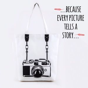 • Camera Tote • Bundle Black 'n' White