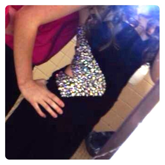 Adorable homecoming dress! - Picture 4 of 4