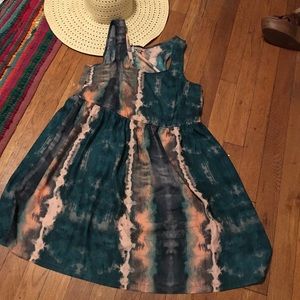 Ecote gorgeous light weight dress 👗😊