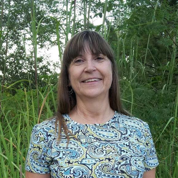 Meet your Posher, Kay - Picture 1 of 1