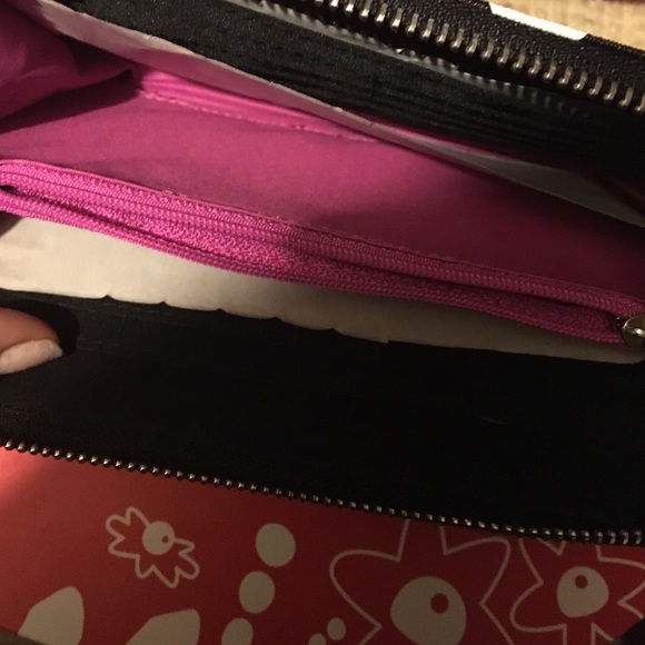 Wallet - Picture 2 of 3