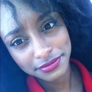 Meet your Posher, Kali