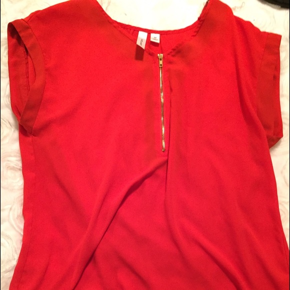Silky red top