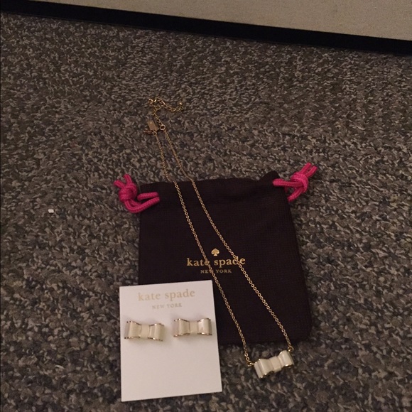 Kate Spade bow necklace and earrings