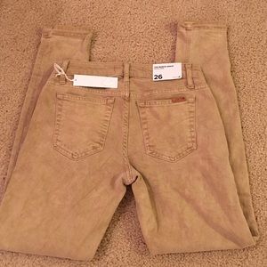 Joes Jean in beige/ sand color