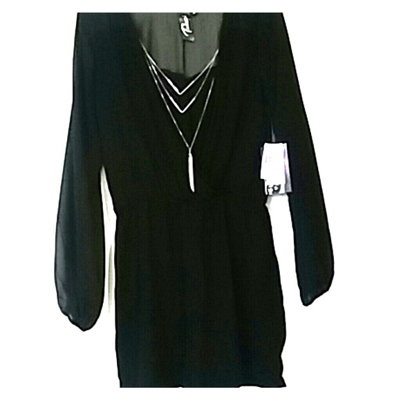 🌅Black Romper with clip on chains