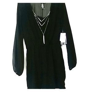 🌅Black Romper with clip on chains