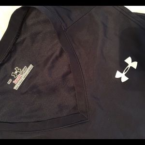 Under Armour dry fit sleeveless shirt