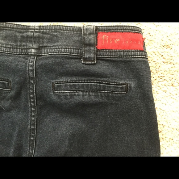 🔥Fire Jeans!🔥 - Picture 3 of 4
