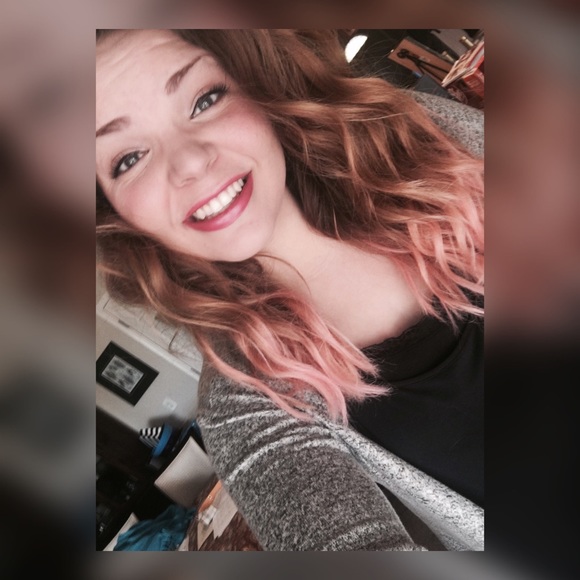 Meet your Posher, Marissa