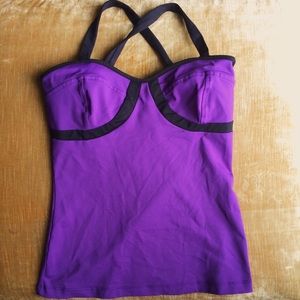 **Sold**Yoga workout tank top by Yogamat