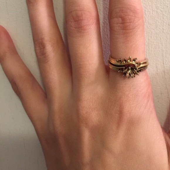 14K gold ring