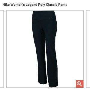 LIKE NEW!! Nike yoga pants