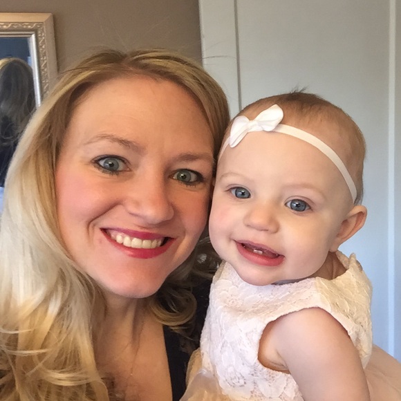 Meet your Posher, Karen - Picture 1 of 1