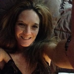 Meet your Posher, Dena