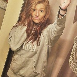 Meet your Posher, Tara