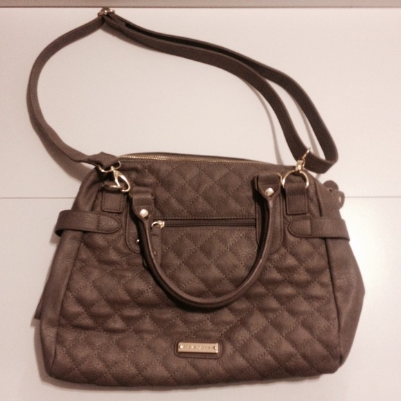 Steve Madden Quilt Grey Smoke handbag!