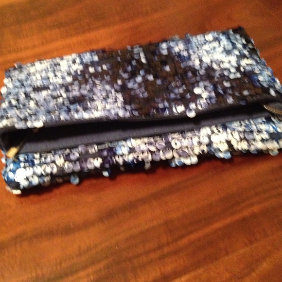 BCBG sequin purse - Picture 2 of 4