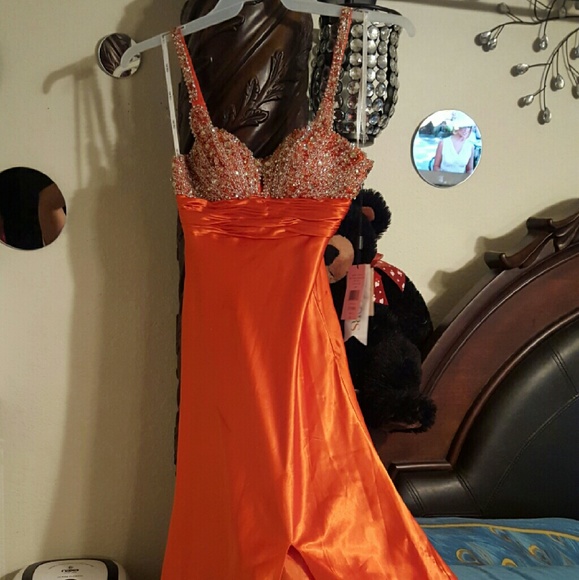 Colors brand prom dress