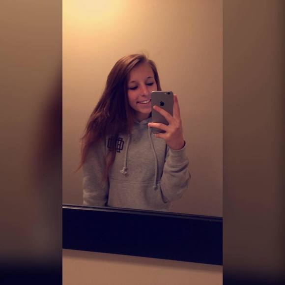 Meet your Posher, Molly