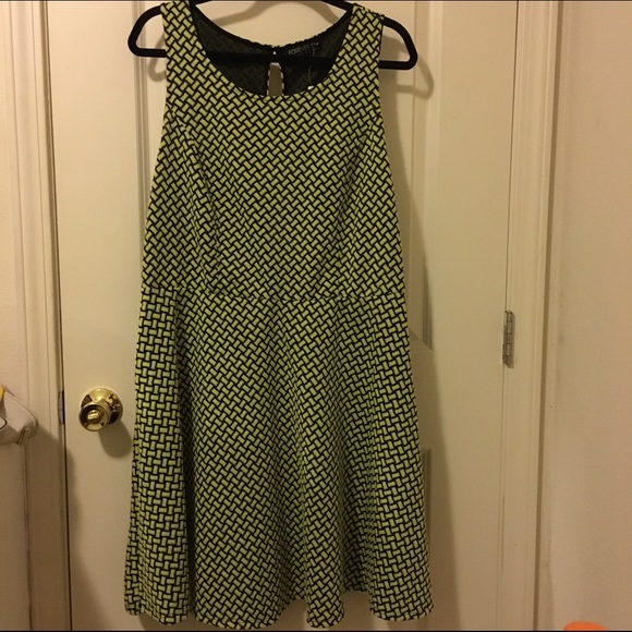Forever 21 Dresses & Skirts - Lime yellow and black skater dress
