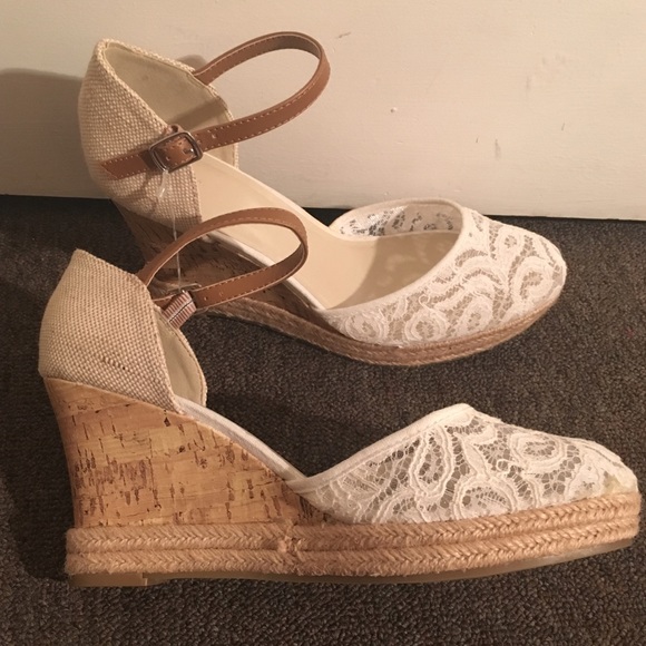Apt. 9 Shoes Apt 9 Lace Platform Wedges Poshmark