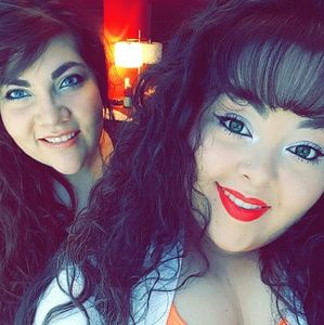 Meet your Posher, Amber