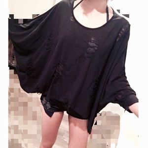 retro fashion black bat sleeves