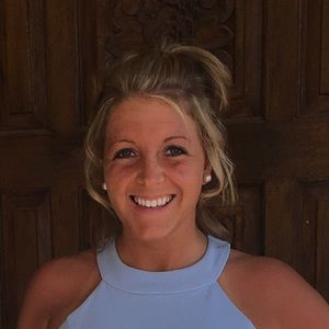 Meet your Posher, Abby