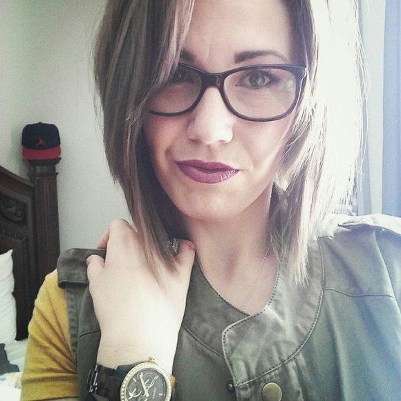 Meet your Posher, Madie