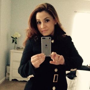 Meet your Posher, Alexandra