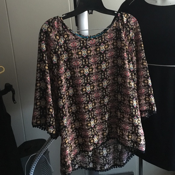 Pretty! Persian rug print top