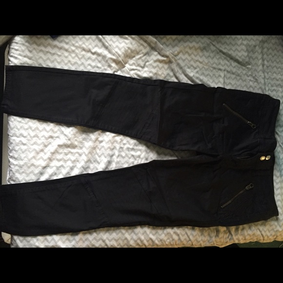 American Eagle Cropped Skinny Jeans with Zippers