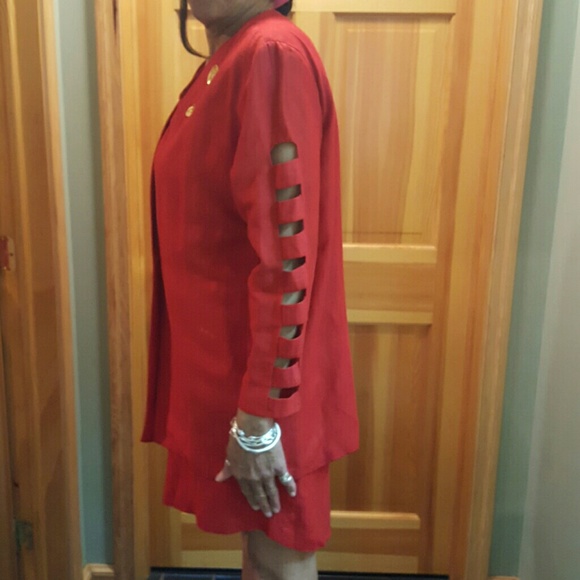 VINTAGE Red LE CRILLON NEW YORK! - Picture 2 of 4