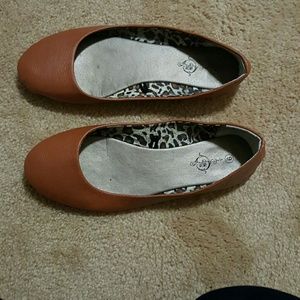 Sole Mates flats