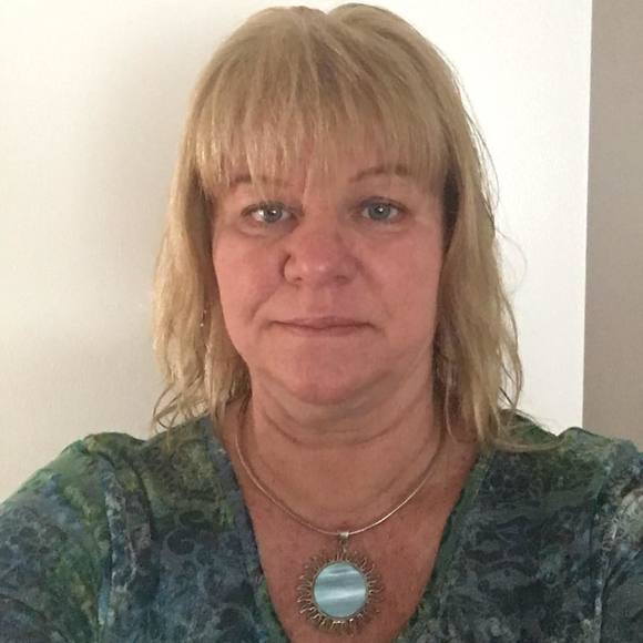 Meet your Posher, Doris