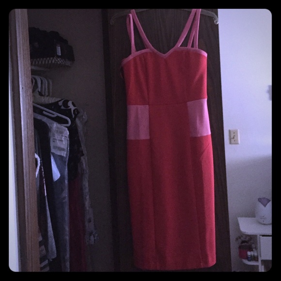 Body hugging, sleeveless dress
