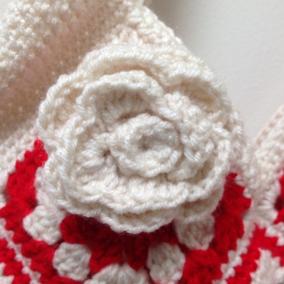 Handmade Crochet Shoulder Bag - Picture 2 of 4