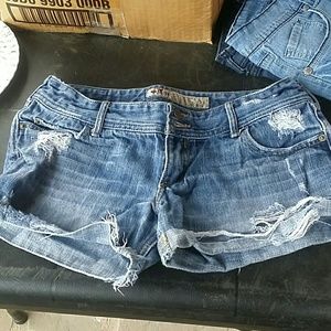 Hollister sz 3 women shorts