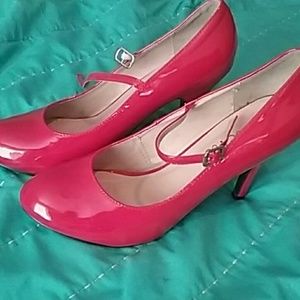 Red patent leather mary jane heels