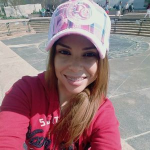 Meet your Posher, Carolina