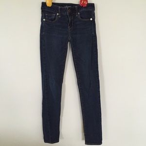 0 American Eagle Skinny Jeans.