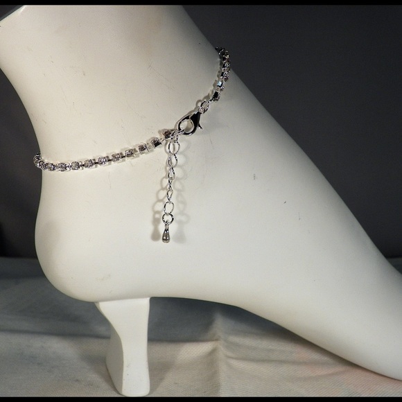 SOLD.     Rhinestone Pave Bow Accent Anklet - Picture 2 of 2
