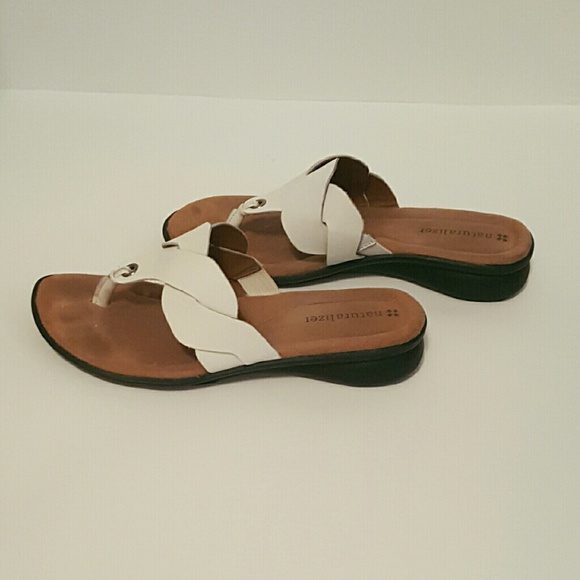 Naturalizer Wedge Thong w/ Original Box