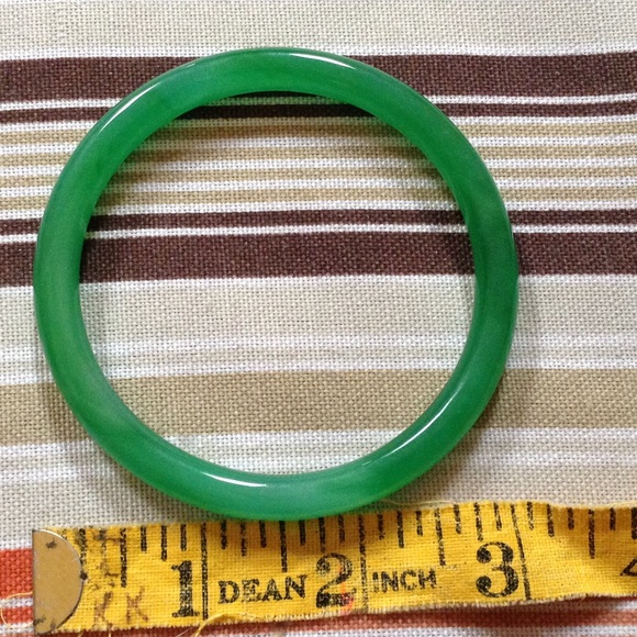 Jade bangle