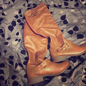 Brown boots