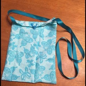 A Turquoise Button Up Butterfly Cross Body Purse
